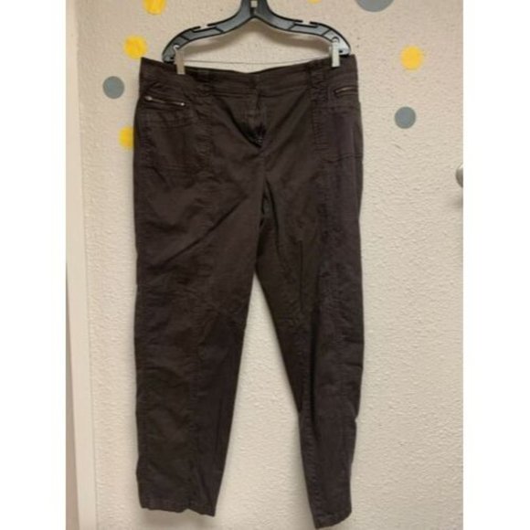 Brown SO Slimming Size 3 Pants - Picture 1 of 5